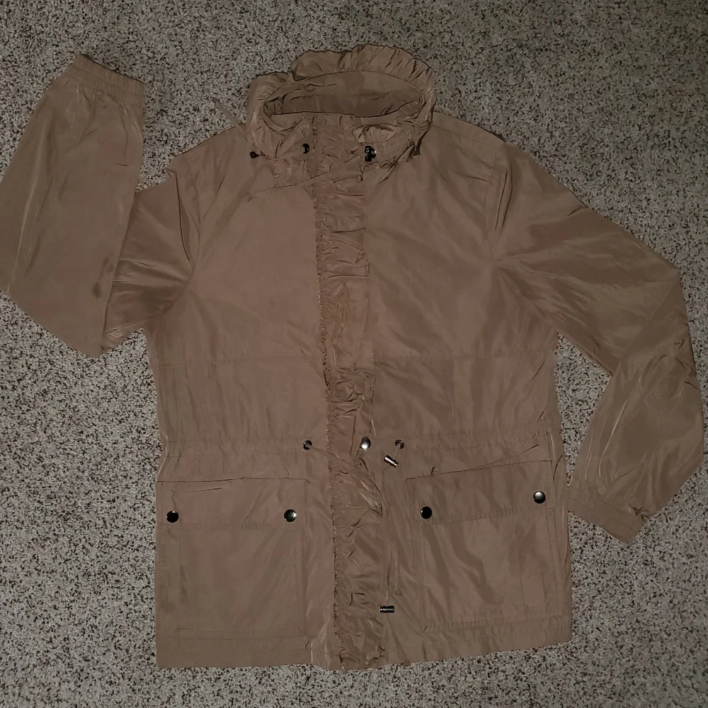 NWOT Banana Republic Windbreaker Vented Rain Coat Jacket